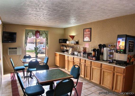 Econo Lodge Ottawa Restaurant photo