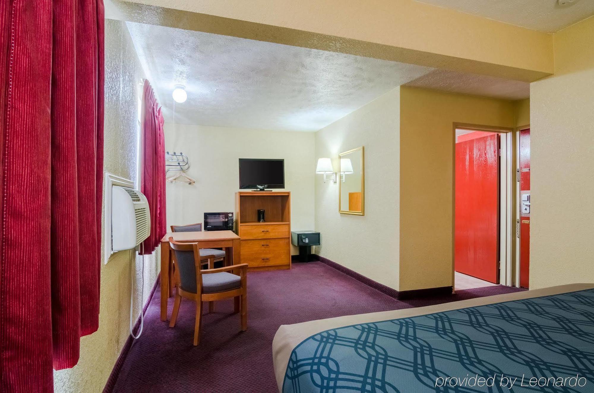 Econo Lodge Ottawa Exterior photo