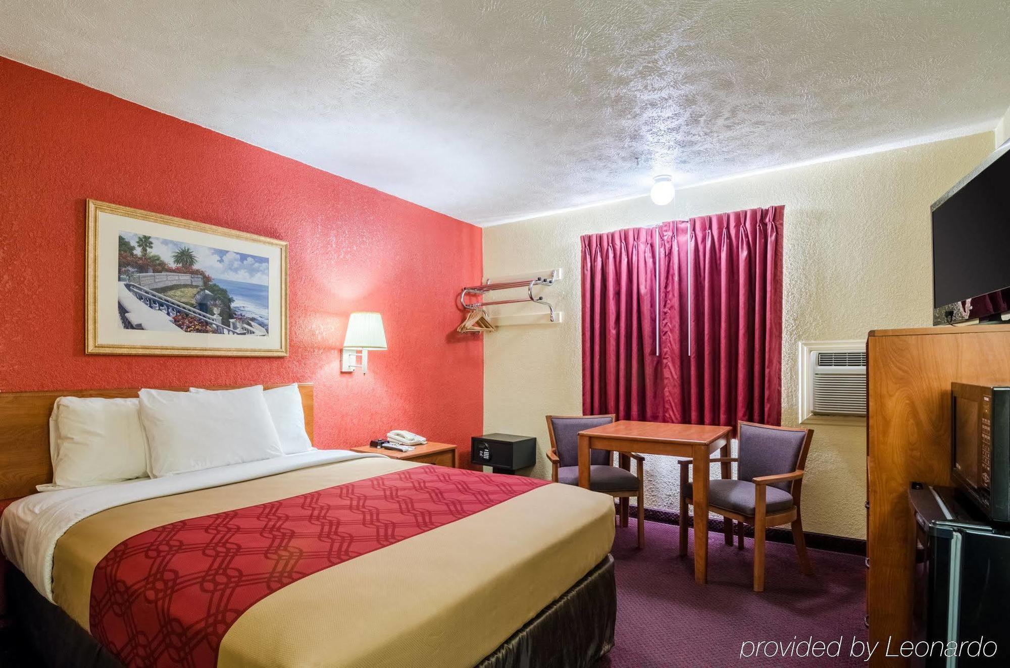 Econo Lodge Ottawa Exterior photo