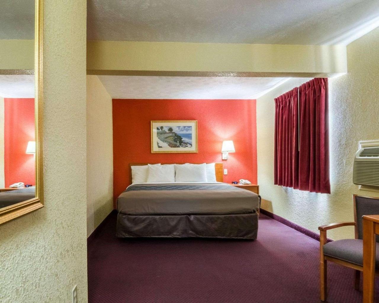 Econo Lodge Ottawa Exterior photo
